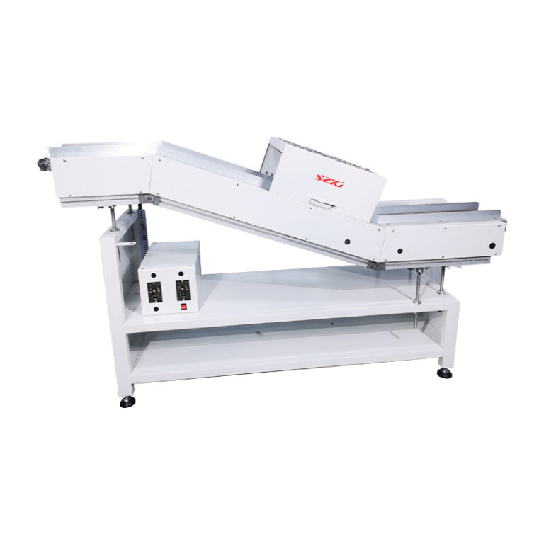 Three stage deplaning machine