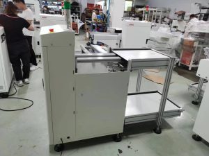 SMT pick and place equipment2